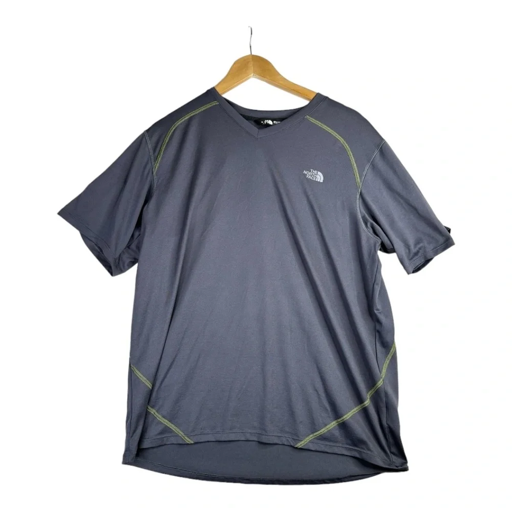 The‎ North Face Men's V Neck Gray T Shirt Size Large